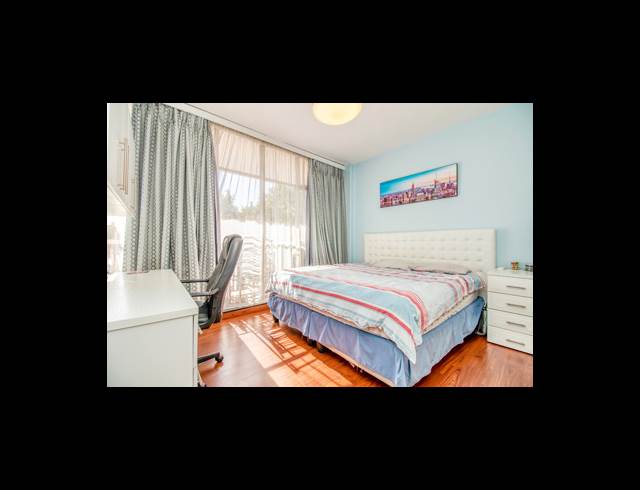 3 BEDROOM APARTMENT TO LET IN SANDTON CENTRAL