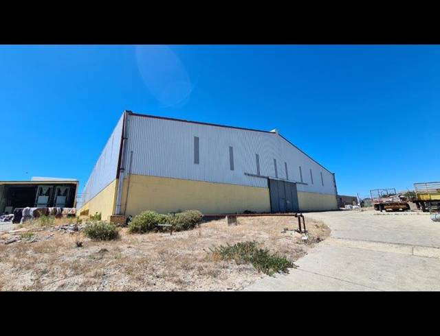 6,000M² WAREHOUSE TO LET IN ATLANTIS INDUSTRIAL