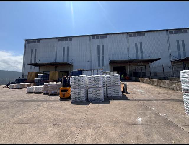 2,732M² WAREHOUSE TO LET IN GLEN ANIL