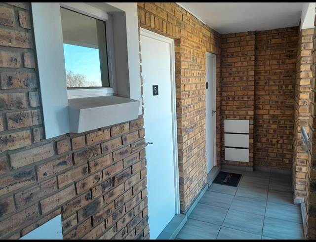 2 BEDROOM PROPERTY TO RENT IN ELANDSFONTEIN