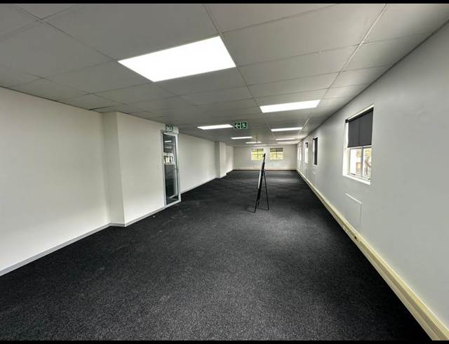 BUSINESS PROPERTY TO RENT IN HALFWAY GARDENS