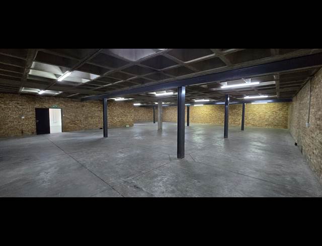647M² WAREHOUSE TO LET IN KYA SANDS