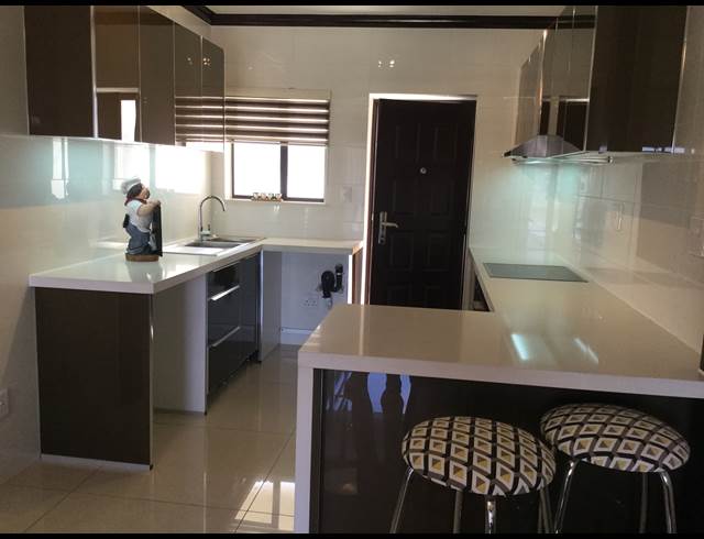 2 bed property to rent in MAROELADAL