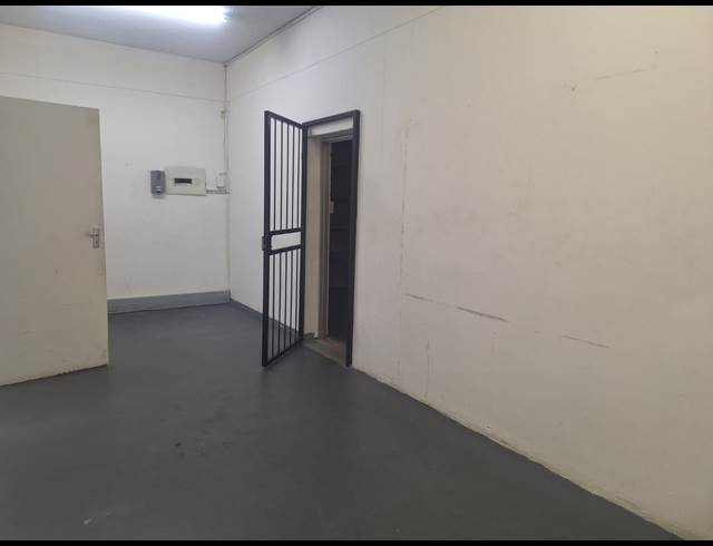 185M² OFFICE TO LET IN NELSPRUIT CENTRAL