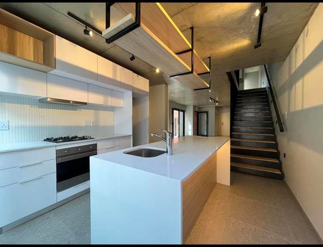 3 BEDROOM PROPERTY TO RENT IN MENLO PARK