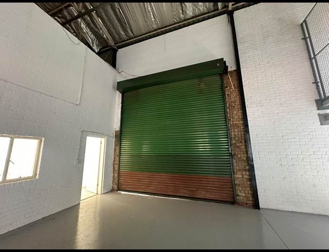 229M² WAREHOUSE TO LET IN HALFWAY HOUSE