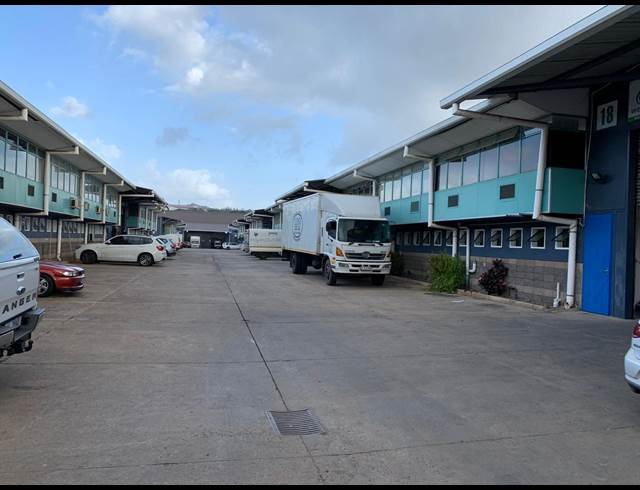 334M² WAREHOUSE TO LET IN RED HILL