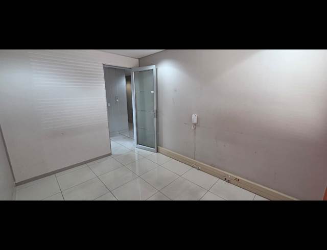 252M² OFFICE TO LET IN NELSPRUIT EXT 1
