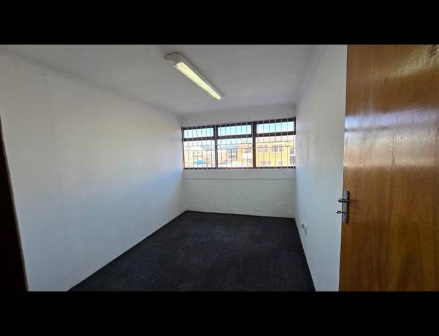 INDUSTRIAL PROPERTY TO RENT IN STIKLAND INDUSTRIAL