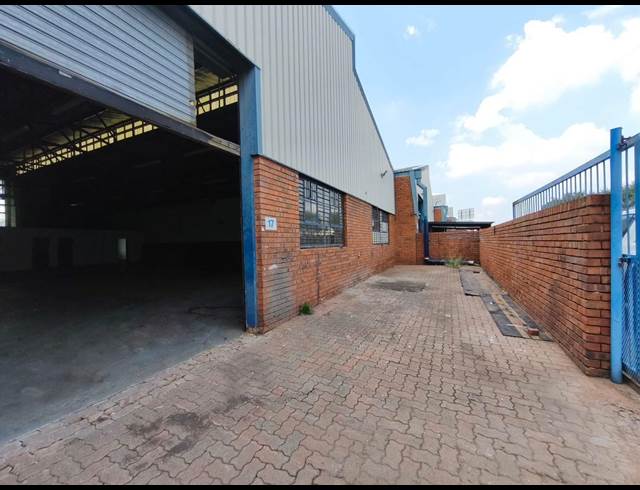445M² WAREHOUSE TO LET IN ROBERTVILLE