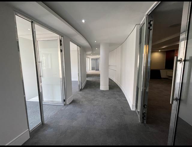 600M² OFFICE TO LET IN CAPE TOWN CITY CENTRE