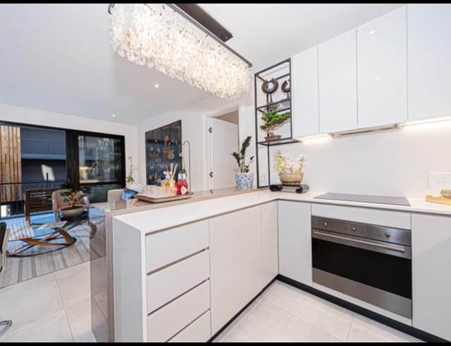 2 BEDROOM APARTMENT RENTED IN HYDE PARK