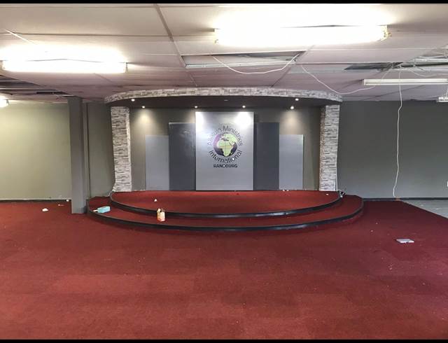 422M² OFFICE TO LET IN STRIJDOMPARK