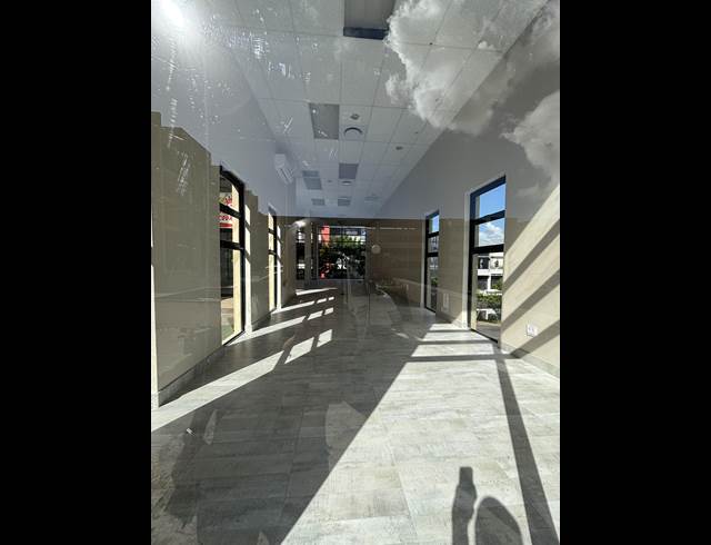 131M² OFFICE TO LET IN NEW TOWN CENTRE