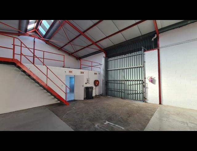 330M² WAREHOUSE TO LET IN KILLARNEY GARDENS