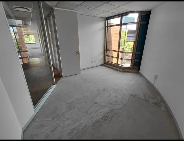 31M² OFFICE TO LET IN KYALAMI