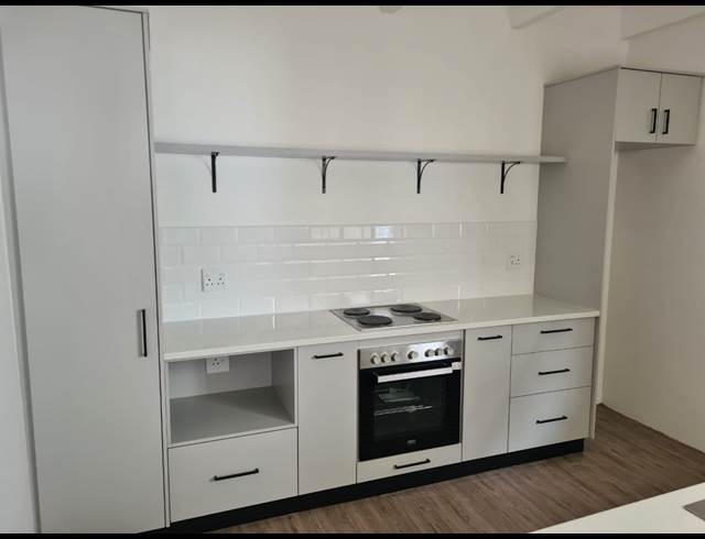 2 bed property to rent in WORCESTER CENTRAL