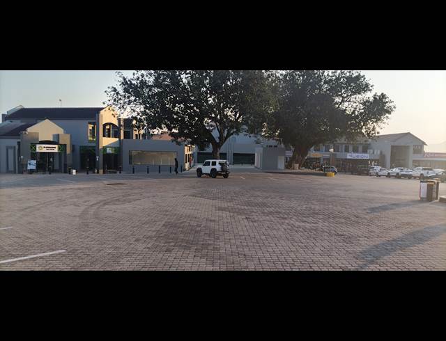 214M² BUSINESS CENTRE TO LET IN NELSPRUIT CENTRAL
