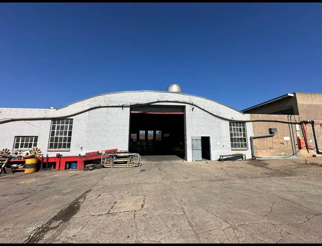 2,008M² WAREHOUSE TO LET IN ELANDSFONTEIN