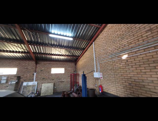 360M² WORKSHOP TO LET IN DIE HEUWEL