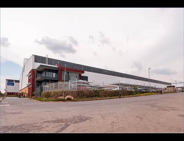 13,926M² WAREHOUSE TO LET IN GOSFORTH PARK