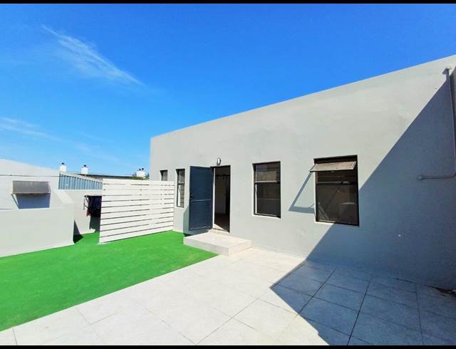 1 bed property to rent in WORCESTER CENTRAL