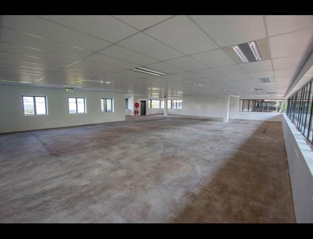 2,272M² OFFICE TO LET IN SIMBA