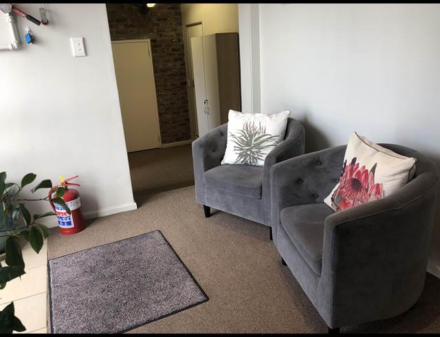 162M² OFFICE TO LET IN WESTLAKE