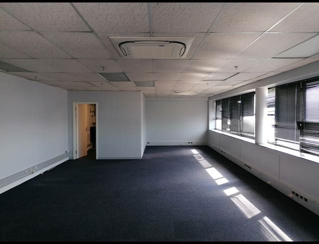2,651M² WAREHOUSE TO LET IN EPPING INDUSTRIAL