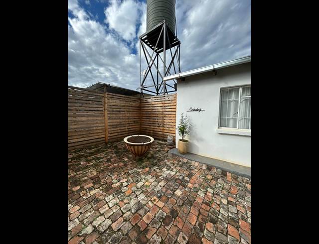 1 BEDROOM FLAT TO LET IN HARTBEESPOORT RURAL