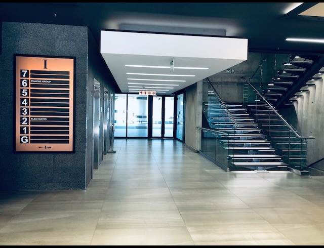 22M² SERVICED OFFICE TO LET IN VORNA VALLEY