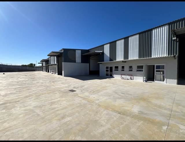 314M² WAREHOUSE TO LET IN MALMESBURY INDUSTRIA