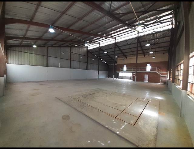 710M² WAREHOUSE TO LET IN ROBERTVILLE