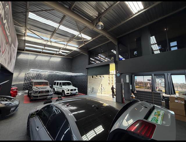 580M² WAREHOUSE TO LET IN HALFWAY HOUSE