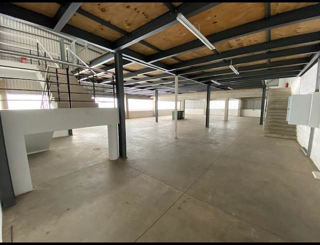 684M² WAREHOUSE TO LET IN RIVERHORSE VALLEY