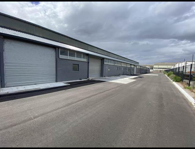 2,600M² WAREHOUSE TO LET IN EPPING INDUSTRIAL