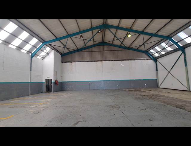 450M² FACTORY TO LET IN OTTERY EAST