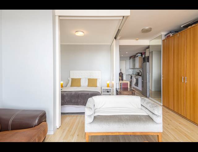 1 BEDROOM APARTMENT TO LET IN BEACHFRONT