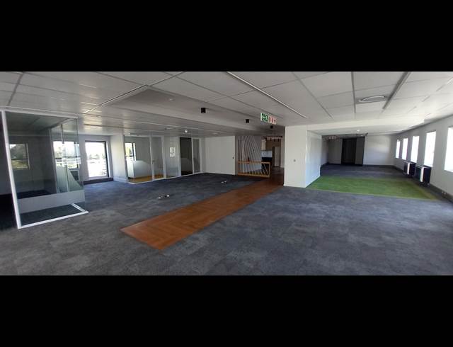 668M² OFFICE TO LET IN WOODMEAD