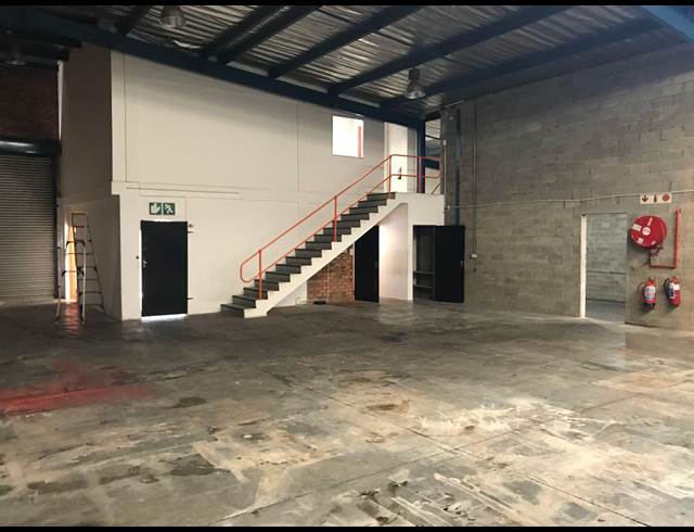 272M² WAREHOUSE TO LET IN EASTGATE
