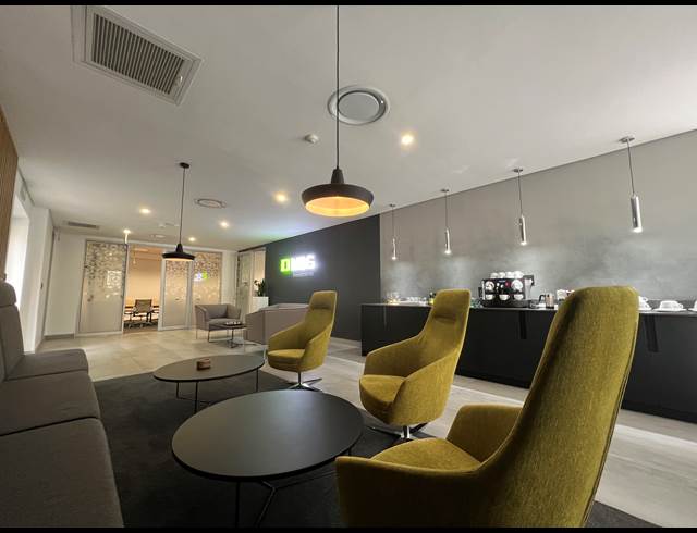 250M² SERVICED OFFICE TO LET IN ROSEBANK