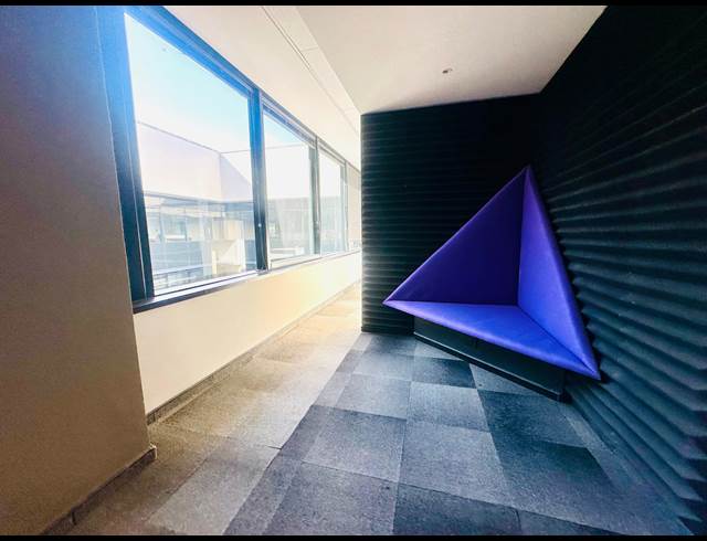 5,108M² OFFICE TO LET IN BRYANSTON