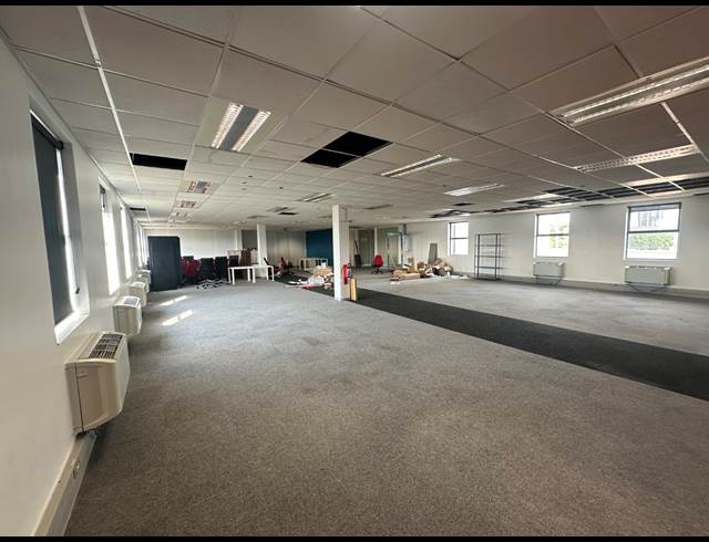 302M² OFFICE TO LET IN CENTURY CITY