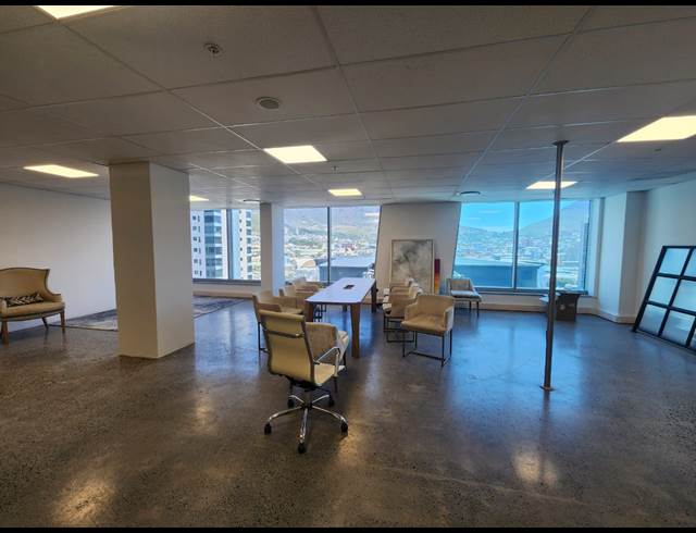1,294M² RETAIL TO LET IN CAPE TOWN CITY CENTRE