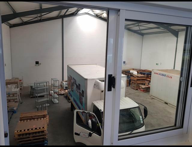 411M² WAREHOUSE TO LET IN ATLAS GARDENS