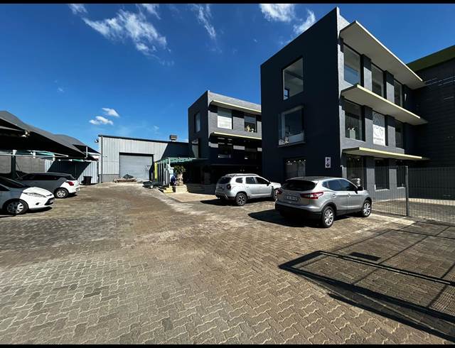 481M² WAREHOUSE TO LET IN KRAMERVILLE