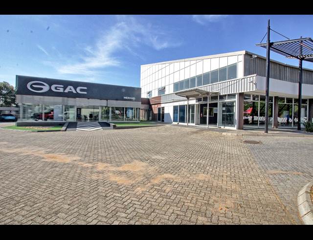 5,600M² WAREHOUSE TO LET IN HALFWAY HOUSE