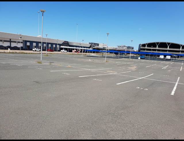 5,364M² INDUSTRIAL YARD TO LET IN MOBENI