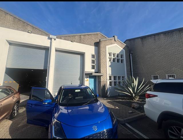462M² WAREHOUSE TO LET IN AIRPORT INDUSTRIA