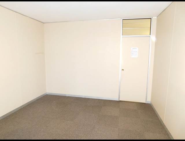 291M² OFFICE TO LET IN FERNDALE